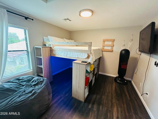 1910 E MISSOURI Avenue, Phoenix, AZ 85016