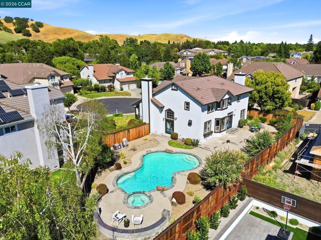 183 Lasata Ct, Danville, CA 94526