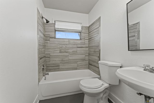 11543 Glenda Dr, Baton Rouge, LA 70815