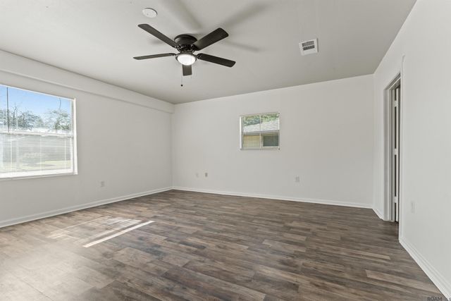 11543 Glenda Dr, Baton Rouge, LA 70815