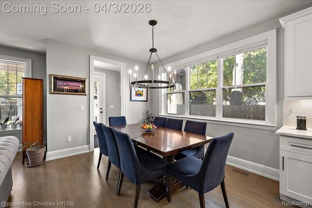 929 N Pleasant Street, Royal Oak, MI 48067