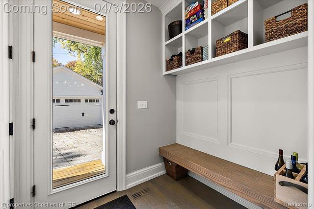 929 N Pleasant Street, Royal Oak, MI 48067