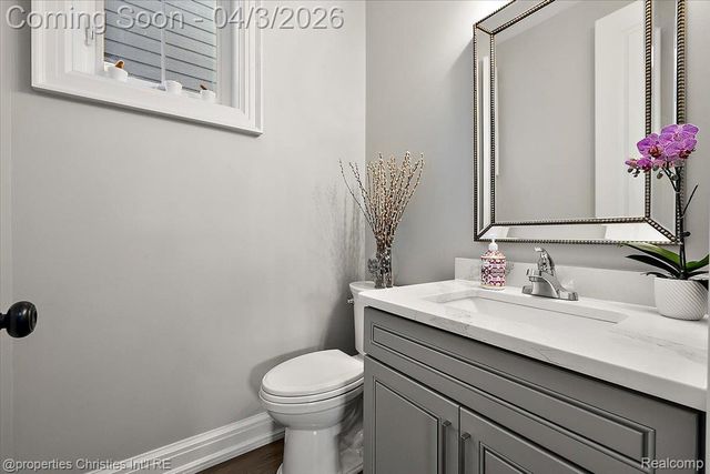 929 N Pleasant Street, Royal Oak, MI 48067