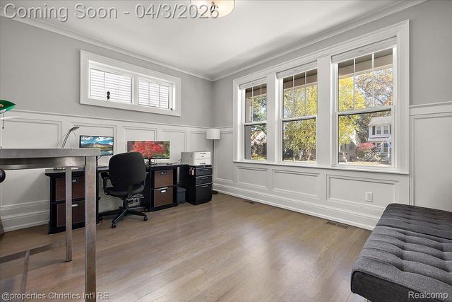 929 N Pleasant Street, Royal Oak, MI 48067