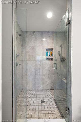 929 N Pleasant Street, Royal Oak, MI 48067