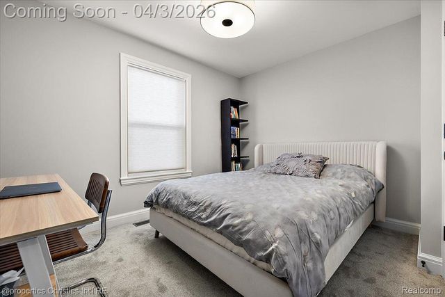 929 N Pleasant Street, Royal Oak, MI 48067