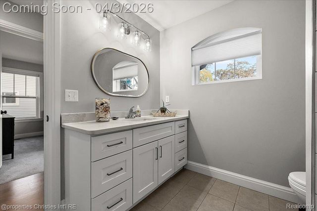 929 N Pleasant Street, Royal Oak, MI 48067