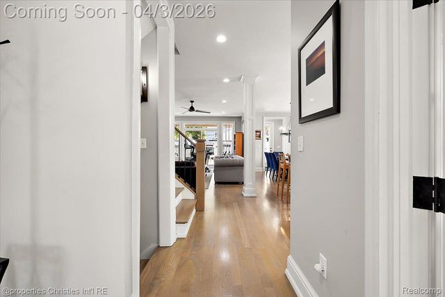 929 N Pleasant Street, Royal Oak, MI 48067