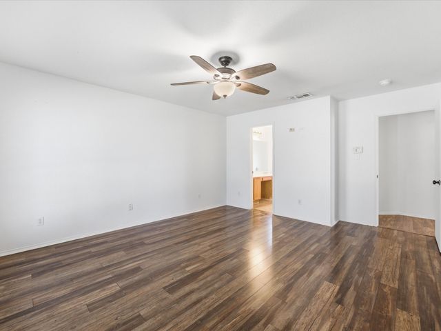 6003 Brookfall Drive, Arlington, TX 76018