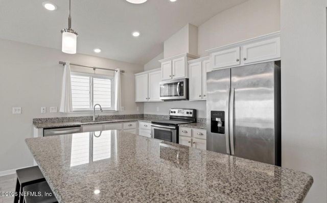 3106 HAWKS HILL Lane, Jacksonville, FL 32216