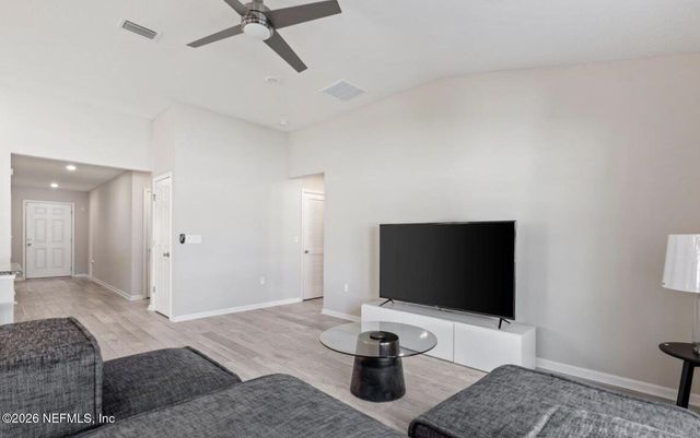 3106 HAWKS HILL Lane, Jacksonville, FL 32216