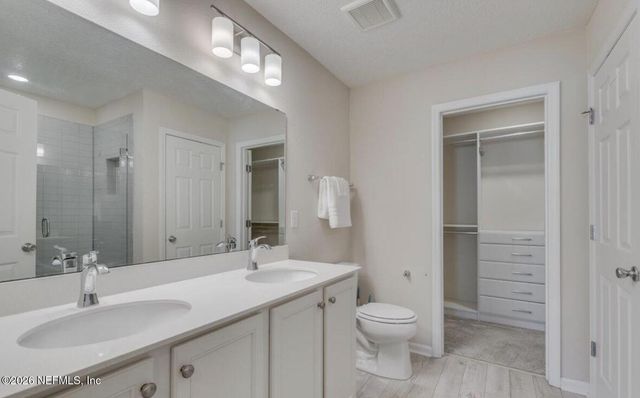 3106 HAWKS HILL Lane, Jacksonville, FL 32216