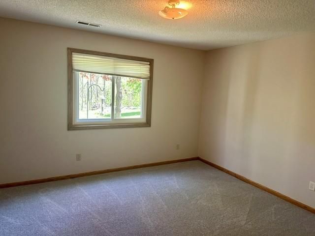 8751 212th Street Court N, Forest Lake, MN 55025