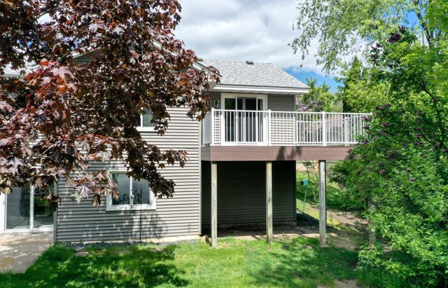 8751 212th Street Court N, Forest Lake, MN 55025