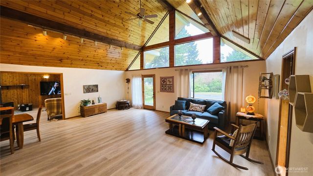 30708 N Place, Ocean Park, WA 98640