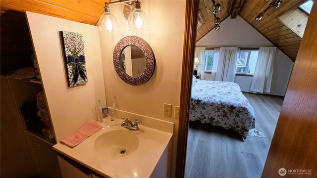 30708 N Place, Ocean Park, WA 98640