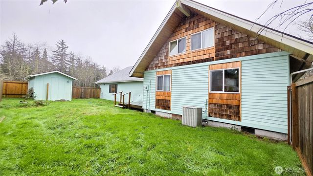 30708 N Place, Ocean Park, WA 98640