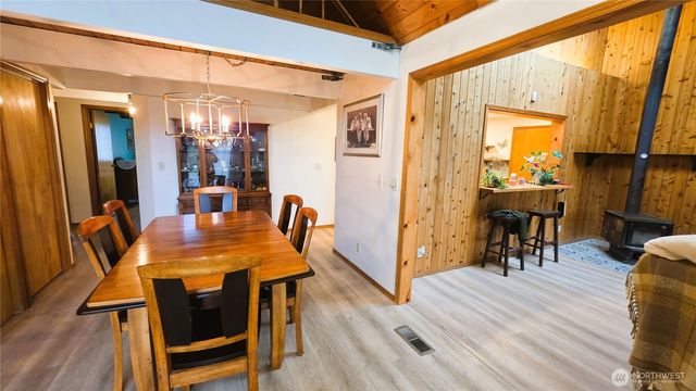 30708 N Place, Ocean Park, WA 98640