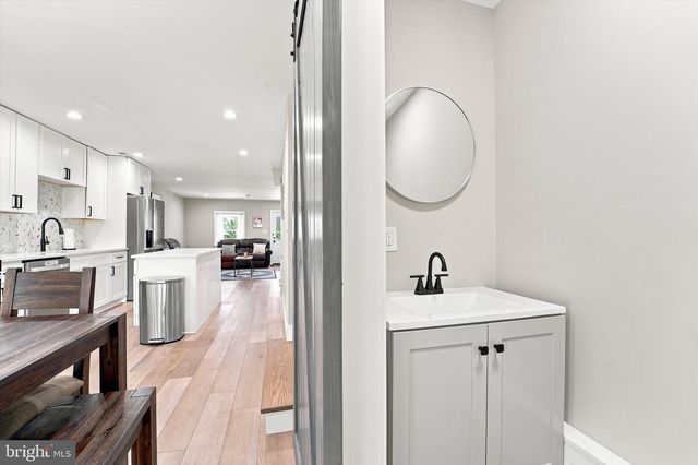 126 W HECTOR ST, Conshohocken, PA 19428