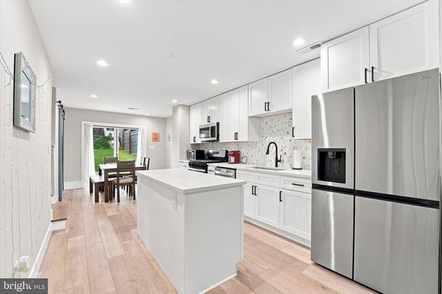 126 W HECTOR ST, Conshohocken, PA 19428