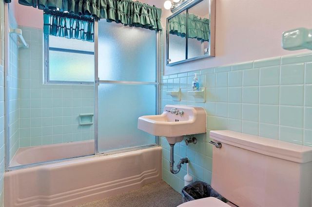 215 N M Street, Lake Worth Beach, FL 33460