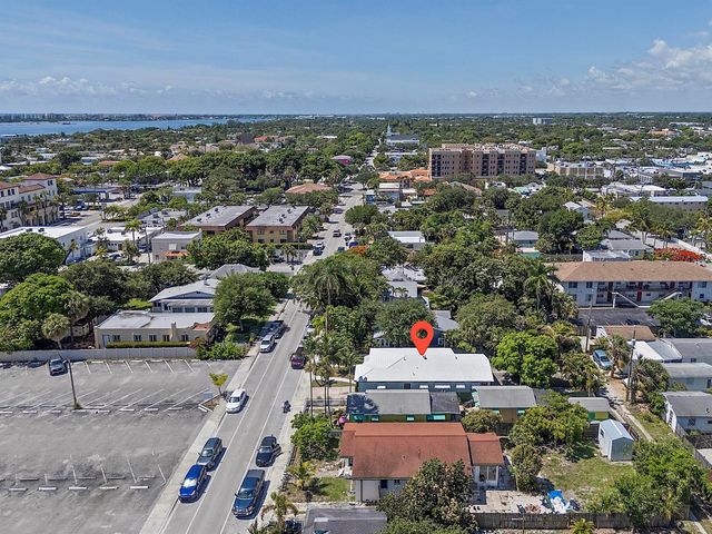 215 N M Street, Lake Worth Beach, FL 33460