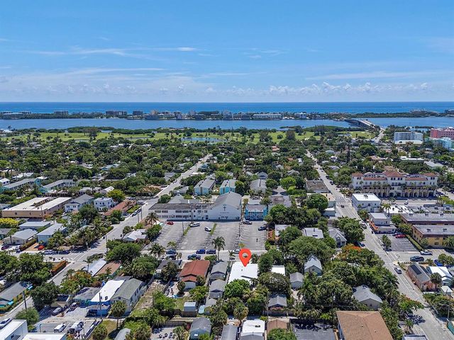 215 N M Street, Lake Worth Beach, FL 33460