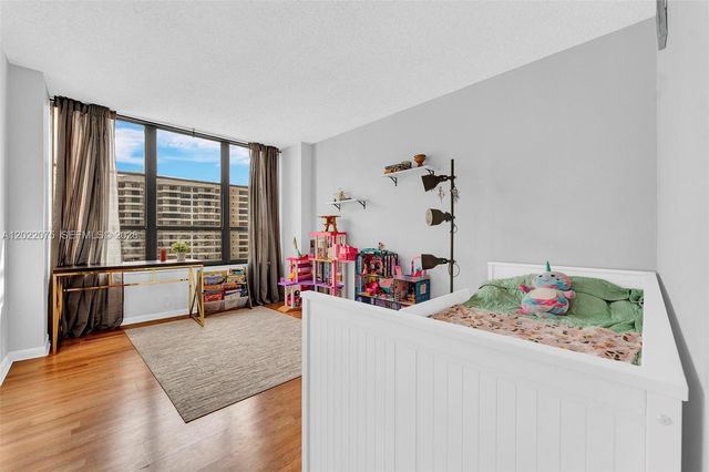 600 Three Islands Blvd 1615, Hallandale Beach, FL 33009