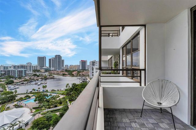 600 Three Islands Blvd 1615, Hallandale Beach, FL 33009