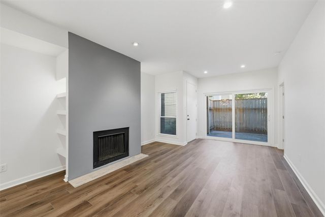 2100 Tanglewilde Street 625, Houston, TX 77063