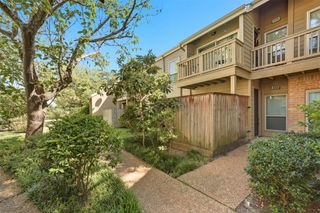 2100 Tanglewilde Street 625, Houston, TX 77063