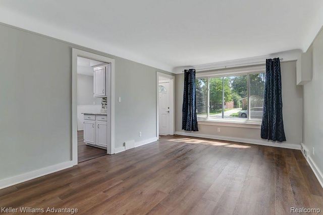19373 Saint Francis Street, Livonia, MI 48152