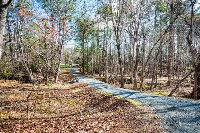 624 Woodline Drive, Concord, VA 24538