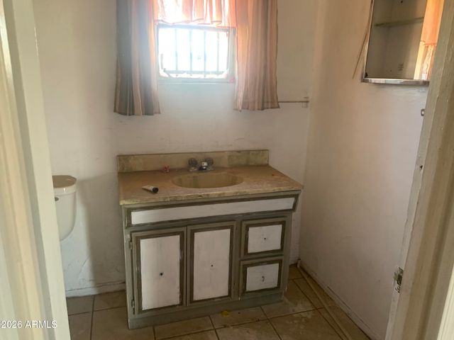 1202 S 14TH Street -, Phoenix, AZ 85034