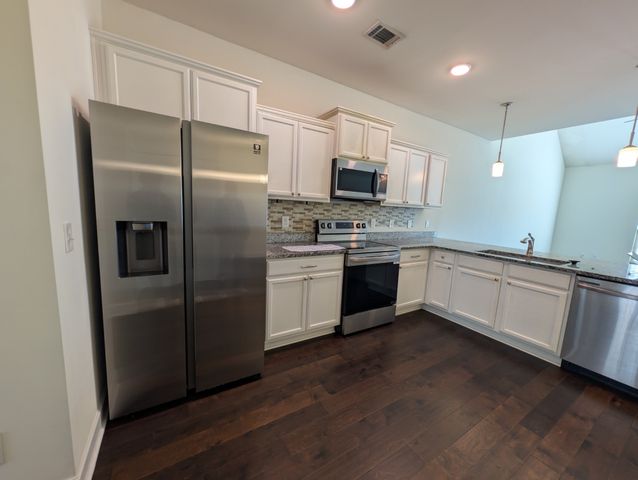 9035 Brixworth Ct, Old Hickory, TN 37138