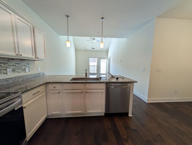 9035 Brixworth Ct, Old Hickory, TN 37138