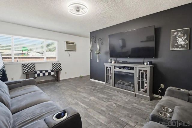 10201 PRINCESS SARIT WAY, Santee, CA 92071