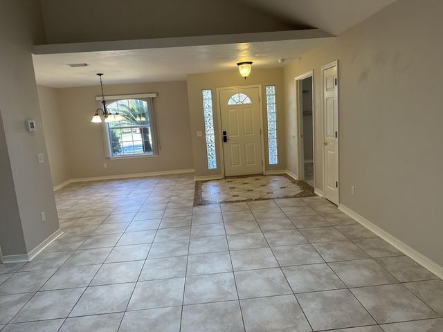 1933 Sparrow Lane, Navarre, FL 32566