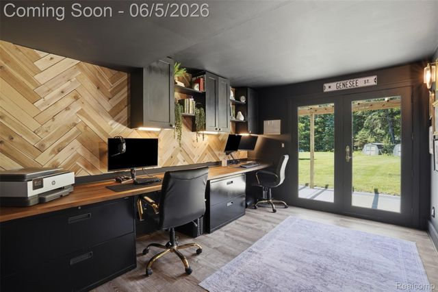 5080 Pleasant Valley Road, Brighton Township, MI 48114