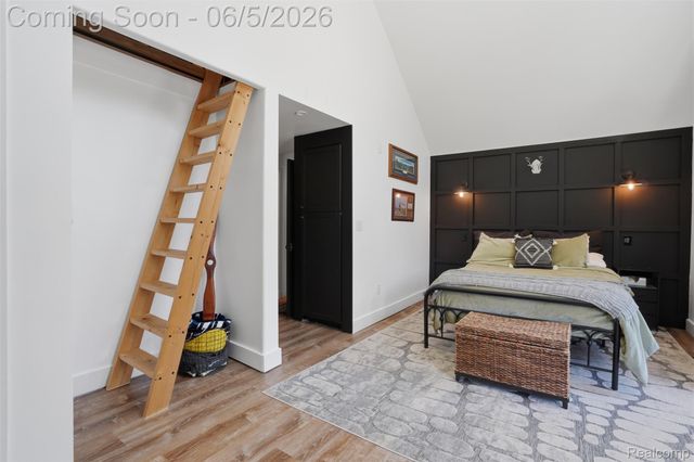 5080 Pleasant Valley Road, Brighton Township, MI 48114