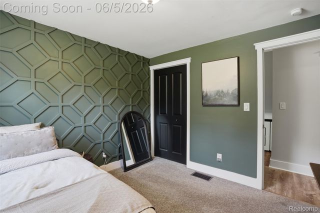 5080 Pleasant Valley Road, Brighton Township, MI 48114