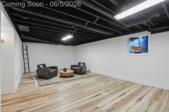 5080 Pleasant Valley Road, Brighton Township, MI 48114