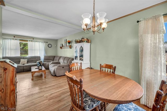 3273 Englewood Drive, Stow, OH 44224