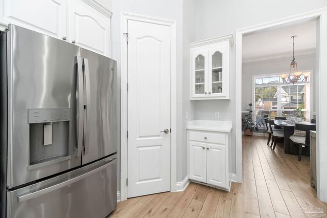 958 Bucyrus Ln, Cantonment, FL 32533