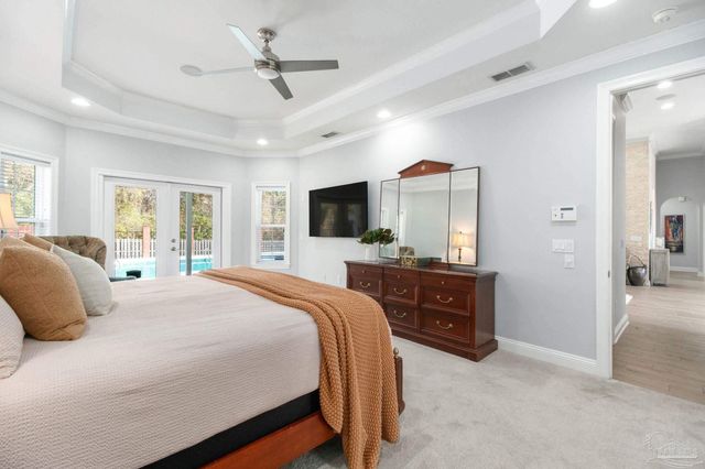 958 Bucyrus Ln, Cantonment, FL 32533