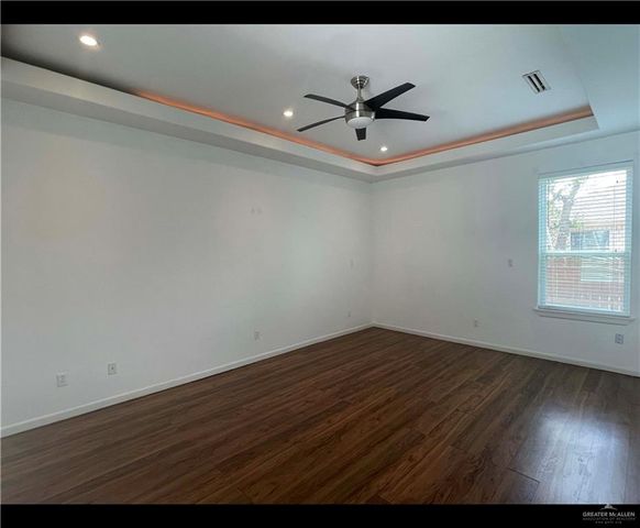 2436 E 8th Avenue, Mission, TX 78572