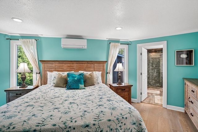 76 Washque Ave, Edgartown, MA 02539