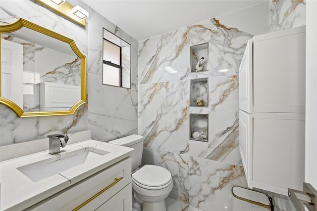 6755 W Broward Boulevard 304, Plantation, FL 33317