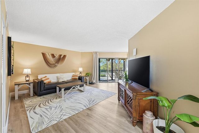 6755 W Broward Boulevard 304, Plantation, FL 33317