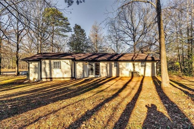 5156 Oakdale Court, Douglasville, GA 30135